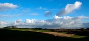 Paysage de campagne et nuages